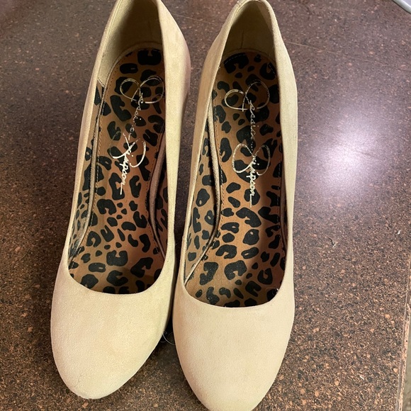 Jessica Simpson Heels - Picture 1 of 4